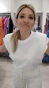 Συλλεκτικό Χειροποίητο τζιν με πέτρες επάνω!Και συλλεκτικό χειροποίητον τζιν μπουφάν!πάτα πάνω στο βίντεο!!!!!! | Me Gusto boutique