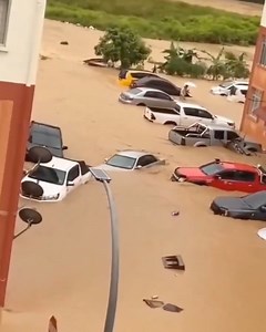 Flash Floods in Malaysia 🇲🇾 #Flood #Rain #Weather #Rainy #rainydays #WeatherUpdate #temperature #Latest #Video #Today | Top TV Canada