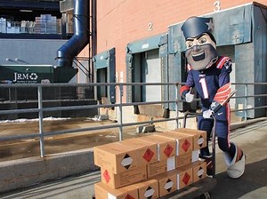 Patriots Donate 7,500 Masks, Hand Sanitizer Bottles To MBTA