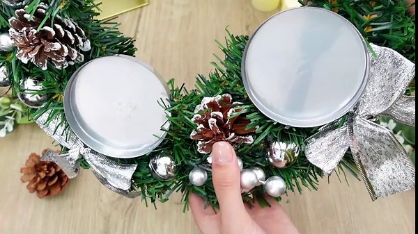 Hotop 4 Pcs Christmas Advent Wreath Candle Holder for Pillar Advent Candles Ribbon Christmas Advent Candleholder Stand Large Advent Wreath Ring for Church Holidays Centerpiece Decor (Silver)