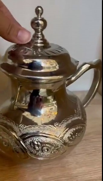 Luxury Handcrafted Moroccan Copper Kettle – Handmade Tea Ceremony Pot - Etsy