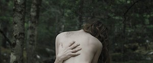 Entwined (2019) | Reviews - User's | ČSFD.cz