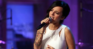 Alizée en deuil : elle partage une triste nouvelle avec ses fans