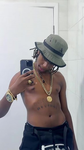 Caverinha MC: Reflexões sobre Amor e Contradições