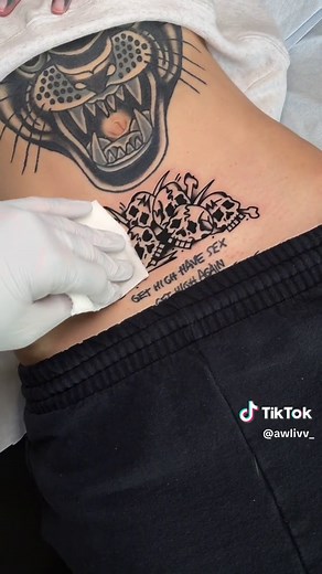 new tummy tat from antwalsh.tattoo on IG 🥳🥳