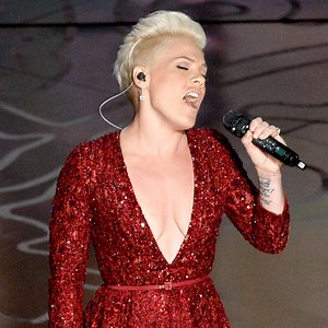 Pink Belts "Somewhere Over the Rainbow" for The Wizard of Oz Tribute at 2014 Oscars