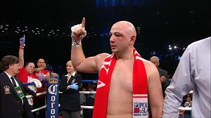 It took Deontay Wilder nine rounds to stop tough Pole Artur Szpilka. Adam Kownacki only needed four 👀 This Saturday he takes on Charles Martin in New York | Queensberry Promotions