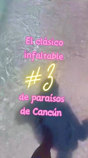 La posta 👇🏽 Isla Mujeres es un paraíso caribeño cerca de Cancún, accesible en ferry desde el Puerto Juárez. Es un destino romántico con playas de aguas cristalinas ideales para nadar y bucear. Destaca la playa Norte, con su suave oleaje y puestas de sol espectaculares, perfecta para parejas. 🏖️ Pueden alquilar carritos de golf para explorar la isla, visitar el Parque Garrafón para hacer snorkel y admirar el arrecife de coral, o conocer el centro con sus tiendas y restaurantes encantadores. 🚗