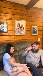 99K views · 2.4K reactions | She was definitely going to see who chatty box was. #couple #countrylife #marriedlife #kentucky | JJ & SassyAss | Facebook