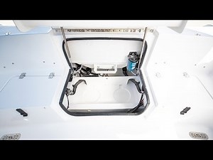 Sportsman Heritage 231 Center Console - Rear Total Access Hatch