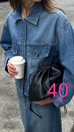 🎈 Forårsklar med Second Female - spar 40% på massevis af styles online 🎈🎈🎈 Forkæl dig selv med sæsonens hotteste trends til en fantastisk pris! Vi har nedsat en masse lækre styles fra Second Female med hele 40% rabat 💃👗 Gør din garderobe klar til forår og sommer med vores udvalg af denimjakker, denimnederdele, feminine kjoler og søde sommersæt med striber. Uanset om du leder efter det perfekte outfit til forårets fester eller planlægger din sommerferiegarderobe, har vi noget for enhver sma