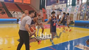 Liga Unike në basketboll për meshkuj zhvillohet për herë të parë në Vlorë. Në këtë kompeticion mbarëkombëtar marrin pjesë skuadra nga Shqipëria dhe Kosova. Ndeshjet do të zhvillohen çdo ditë në Pallatin e Sportit "Flamurtari", në orën 16.00 dhe 18.00. Liga Unike vjen në Vlorë në kuadër të " Vlora, qyteti Europian I Sportit 2024". | BLU TV