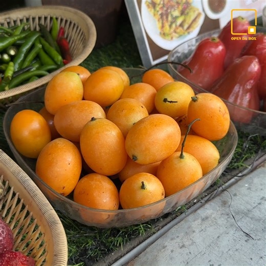 6.1K views · 139 reactions | ရှူးရှဲပွင့်ထွက် အသီးသုပ်စပ်စပ် https://youtu.be/JN9FUNalIhU #salad #everyone #snacks #foods #coocking #kitchen #local #Myanmar #everyonehighlights #opendabox #streetfoods | Open Da Box | Facebook