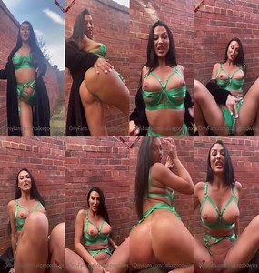 Alice Goodwin Outside play