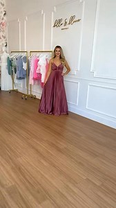 This pleated maxi is the perfect wedding guest dress! Bump friendly, too!🤰🏼 Available in hunter green, mauve, Kelly green, chocolate, black floral and white floral. Take it home for $99.99 on shopbellaandbloom.com! | Bella & Bloom Boutique