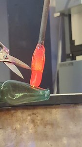 🐟All the ingredients you need for amazing glass art is at HotGlassColor.com✨ Get it all online or in the Downtown Seattle shop🛍️ #crafting #hotglass #glassbowing #hotglasscolorandsupply #pnwartist #gaffer #seattlehandmade #glassblowingstudio #handmadeseattle #pnwartists #glass #art #glassartist #glassart #handmadecrafts #hotglasscolor #glassartsupplies #visitseattle #seattleglassblowing #handmadeart #seattle #refraction #blownaway #refract #shears #spicyhoney #glassblowing #seattleglassart #pn