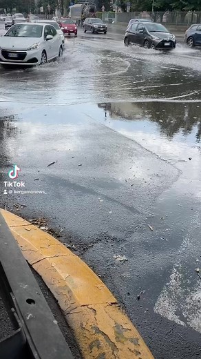 Bergamo sotto la pioggia anche lunedì mattina 🌧️🌧️☔️ #bergamo #pioggia #bg | Bergamonews