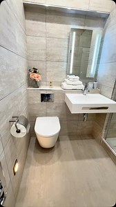 Bathrooms4U is proud to reveal the newly renovated bathrooms at the renowned Killarney Lodge Guesthouse, a staple property in the heart of Killarney town! With 13 bathrooms transformed, our focus was on preserving the integrity of this charming guesthouse while introducing a modern touch to enhance the guest experience. Guest comfort is always at the forefront of our hotel and guesthouse renovations, which is why we incorporated thoughtful features like sensor floor lighting - ensuring late-nigh