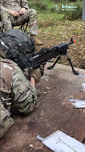 M240B Machine Gun: Rapid Fire Action 🇺🇸