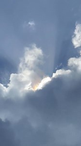 Nube iridiscente al mediodía desde Hatillo por Zoraida Mercado. #DM | Deborah Martorell