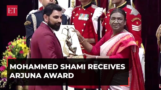 #NationalSportsAwards: #MohammedShami gets #ArjunaAward for achievements on the #cricket field 🏆 http://tinyurl.com/yn7poo9y | The Economic Times