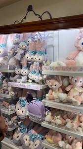 Did you know you can buy Disneyland Duffy and Friends merchandise at Hong Kong Airport without a boarding ticket? Plus, there’s no limit on how much you can buy! The airport also has amazing shops like a Harry Potter store and a Sanrio shop. Your wife, girlfriend, or daughter will love it! Send this to a friend who would love this!❤️ #duffyandfriends #linabell #stellalou #duffybear #disneylandhongkong #hongkongdisneyland #hongkongairport #airportdiaries #hongkong | daddy.xj