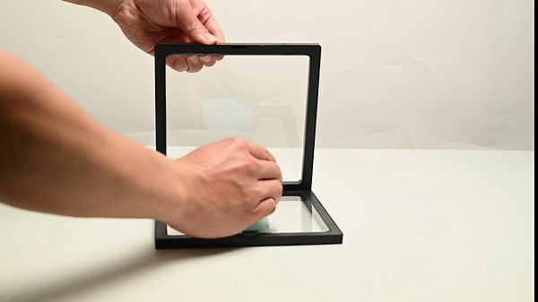 4PCS 3D Floating Display case,7x7inch Transparent PE Challenge Coin Display Coin Display Case Floating Coin Display Box with 4 Stands for Jewelry & Accessories Storage