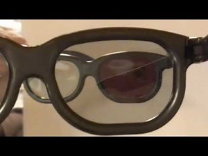 Quick demo of passive 3D glasses operating principle