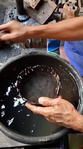 1.7M views · 9.5K reactions | Gilding/Hardening Technique for Rubber Tree Tapping Tools #blacksmith #craft #handicraft #metalworking #iron #metalart #culturalheritage #anvil #traditional #blacksmithlife #blacksmith | Mslm Jml | Facebook