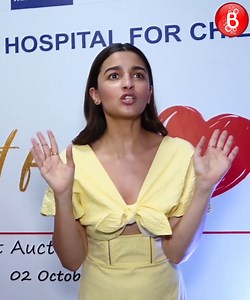 15K views · 67 reactions | Aalia Bhatt gets angry on media for shouting in the Hospital. #AaliaBhatt | Bollywood Bubble - Videos | Facebook