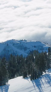 Don’t miss your chance. Secure ski-in/ski-out lodging at Deer Valley and wake up on the mountain. ⛰️ | Deer Valley Resort