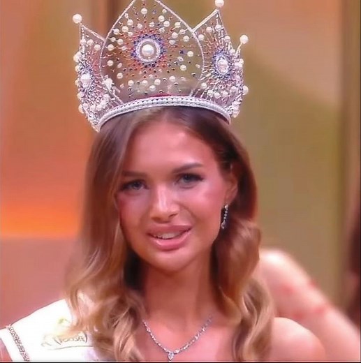 Miss Russia 2025 crowning moment 👑✨🩷 #shortsfeed #beautypageant