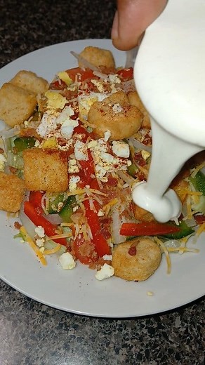 #fyp #viral #BigBoogie #salad #chefsalad #friedchicken #chicken #food .....I do not own music rights | BigMelly Brown