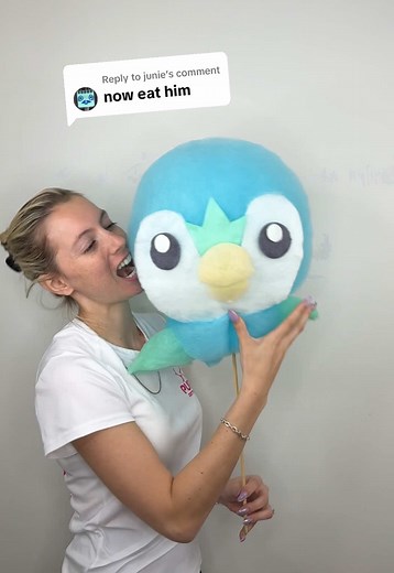 Piplup Eats Cotton Candy Fast — Cute Mukbang Finale