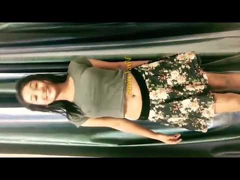 Indian girl dance on Bollywood song(1)