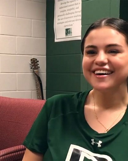 Selena Gomez heads back to her middle school