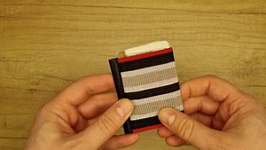 Lite Carry Minimalist Elastic Wallet - Mens Womens easy Accessible Credit Card Holder - Front Pocket Slim Card Case Holder (MEDIUM)