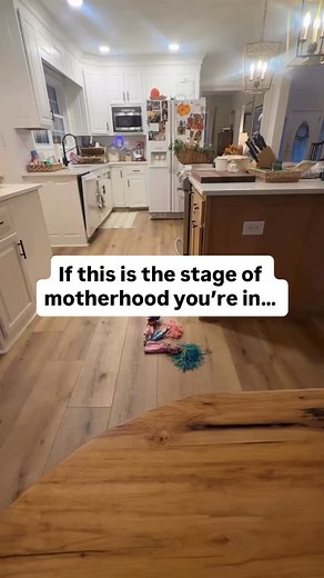 Stop ✋ and hear me out 👀 Clutter SUCKS. Kids’ stuff clutter triple sucks. If not 10x. But…there’s a better way to get rid of it, all while saving your time, sanity, money, and even the planet! With the @sassybae_swap App, you can: ✨ Swap your kids’ stuff with like-minded parents nearby; ✨ Or simply donate what you don’t need, and banish clutter while making someone’s little eyes light up! Play, swap, repeat. It’s that simple 😍 #parenting #mumhumor #parentingapp | Sassybae