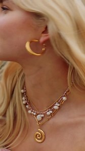 FRUITS DE MER COLLECTION 🦞 Luxuriöse, 100 % wasserfeste Meeresschätze, perfekt für sonnige Momente! Lass dich von Designs inspirieren, die das Gefühl endloser, unbeschwerter Tage am Meer einfangen. | My Jewellery