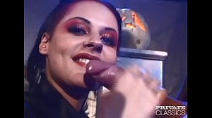 Alma, Michelle Wild Pirate Fetish Machine 2: Dominatrix Chess Gambit - Vidéos Porno et Sex Video - Tukif Porno