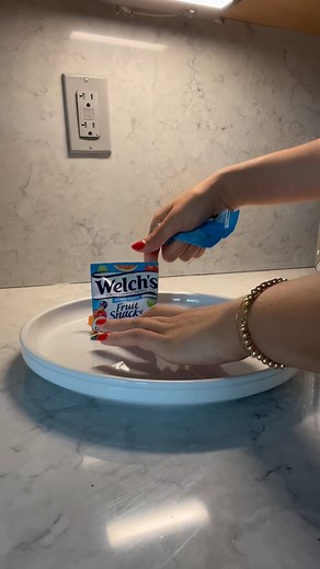 We think these foods satisfy some of the most ELITE girl dinner cravings, and they earn you Fetch points🤤🤳🧾 | Fetch