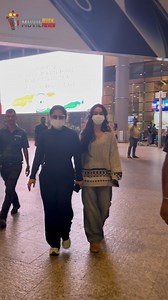 52K views · 332 reactions | Kajol With Daughter Nysa Devgan And Gauri Khan Spotted At Airport!! #GauriKhan #kajol #nysadevgan #celebrity #bollywood | Movie Review Preview | Facebook