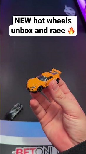 HOT WHEELS unboxing and treadmill racing 🔥