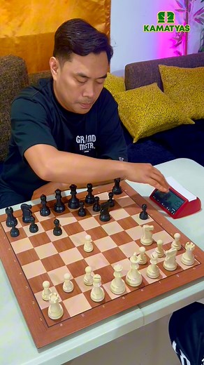 Brilliant Queen Sacrifice!! Caro Kann #chess #reelschallenge #kamatyas Internet Chess Club (ICC) | Kamatyas