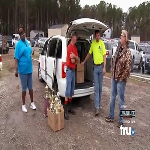 When the women argue | Lizard Fan TV