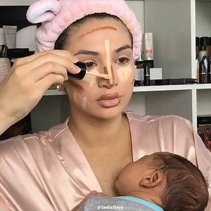 She can paint her face AND rock her baby to sleep -- SUPERHERO! by SadiaSlayy IG: https://bit.ly/2Cq0zip | Outfit Anatomy