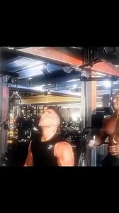 Gym bro level 100000 👀 | Larry Wheels