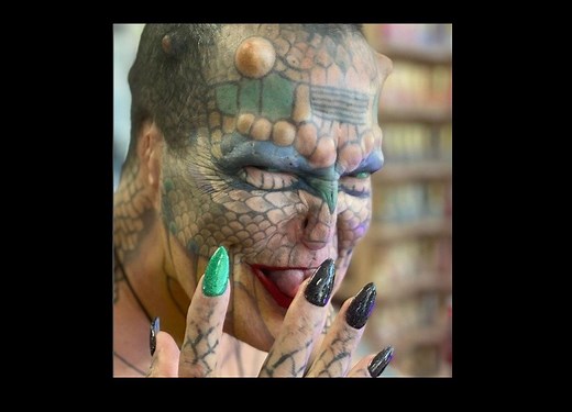 Eva Tiamat Medusa przeszła wiele operacji, by swoim wyglądem jak najbardziej przypominać smoka! Nie do wiary?