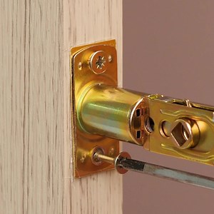 137K views · 290 reactions | Handy DIY Lock Installation | Innovative Panda | Facebook