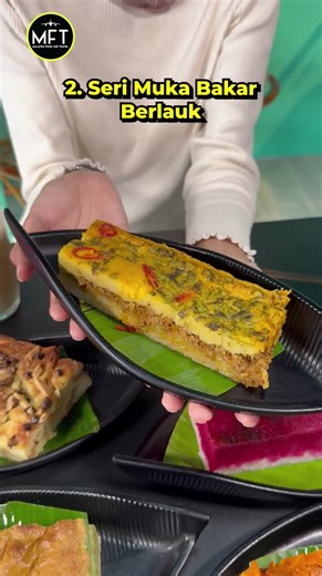 [🤯FIRST-EVER Seri Muka Bakar Durian!] 🤯Yeah, you’ve heard of seri muka bakar, you’ve also heard of seri muka durian, but seri muka bakar durian?! 😏We found the FIRST ever of its kind and it’s unsurprisingly, seriously 😋delicious! 🎉With over 10 seri muka flavours at this shop serving Malay delights, you’ll be spoilt for choice! 💥The Seri Muka Bakar Durian, made from D24 durian, packs a strong durian-y punch that will leave you 😝craving for more! ❤️And the Seri Muka Bakar Red Velvet Cheese 